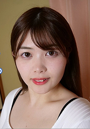 理亜(21)