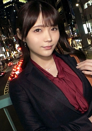 【透明感】【デキる美女】一目でわかる上品なオーラを纏っている銀行員さんが登場彼女の応募理由が『自信をつけるために来ました』撮影に挑戦すれば、ワンランク上に進化できるのではないか頑張りますね【高レベルボディ】【濃厚3P】美しい曲線美と純白肌にメロメロ～濃密3Pで最初から最後までイクイク～お口にパイパンとチンポは咥え続ける貪欲さエロス覚醒全力イクイク中イキ連発SEXを見逃すな