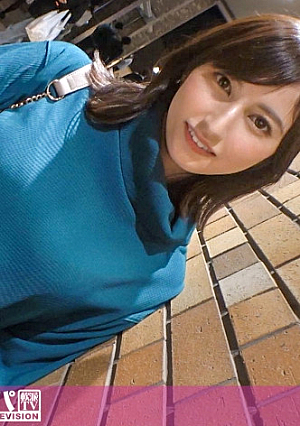 マジ軟派、初撮 1893 『お尻叩かれるの好き///』ちょっと変わったお仕事をしてる美女をナンパ成功お尻を叩かれて発情してそのままSEXイラマで疼くパイパンマコ強引に責められドMイキ