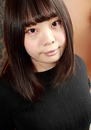 武倉 伊津美 27歳