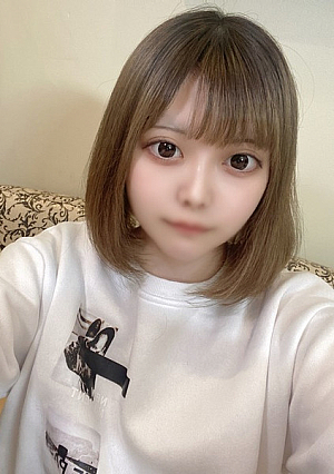 一週間限定2480→1480 【未〇年/2004年生まれ】19さいの女の子、まやちゃんの未〇年まんこをおじさんちんぽでズボズボ♡二回中出し♡