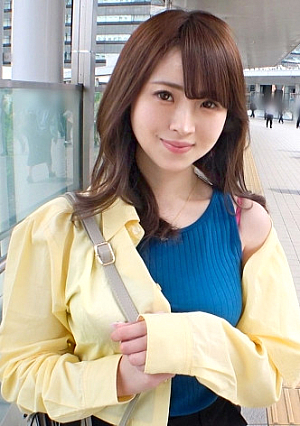 マジ軟派、初撮 1955 恋愛が長続きしない貞操観念低めのお姉さん、警戒しつつもイケメン軟派師に迫られ即堕ち顔より大きなブリンブリンお尻がピストンの度に弾ける