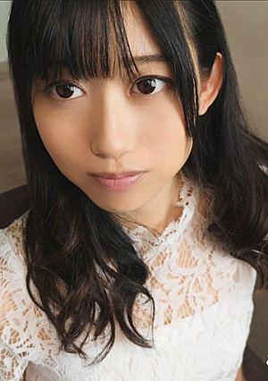 清楚系淫乱浮気妻ゆりさん26歳 寂しいからSEXしちゃう生ハメ不倫依存症 他人チポで受精確実痙攣絶頂3P中出し