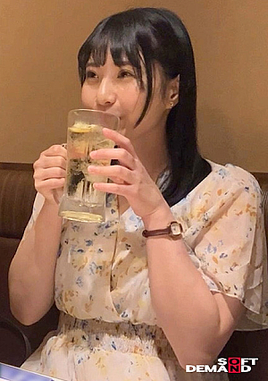 街行く人のキス魔事情を調査…したら想定よりはるかにディープ、且つ全身だった件 6月某日池袋駅周辺 もなみさん(21)