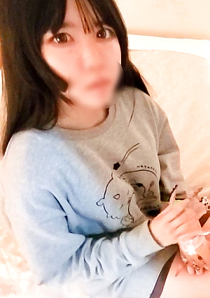 ※3日間限定※900pt【初撮り】【顔出し】軽音楽サークル所属の低身長ちっぱい有毛キツマ◎コに生肉棒挿入中出し（50分）