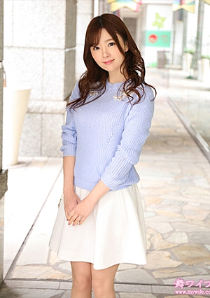 結城里英 1