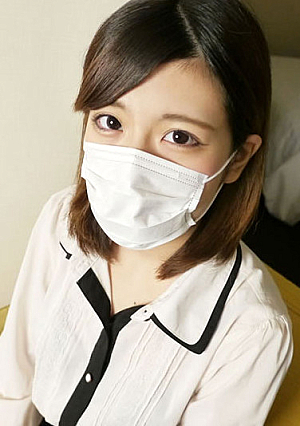 濡れる女子大生 経験人数3人のお嬢様風18歳女子大生のエッチな本性 マスク取っちゃいました！ - 水木なな