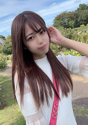 初撮影・顔出し3日間限定カフェで働きながら女◯大に通う強要すると全て受け入れてしまう健気な女◯大生・・・白濁液を飲み込ませ膣奥ガン付き2回連続生中出し