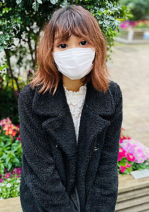 【処女最上級】処女で悩んでいる子にメールをして会うことになりました痛がってしまいましが懸命に処女を捨てようとする真面目な小さな女の子
