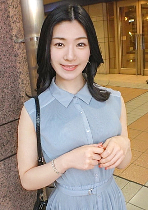 マジ軟派、初撮 2086 【おっとり美人のエロギャップ】【丁寧に奥まで咥え込む正座フェラ】大人の色気溢れる品のある女性を恵比寿でナンパスケベな妄想ばっかりしてる変態デザイナーはおティンティンに飢えている肉付きのいい透き通るような白肌にエロすぎるプロポーションは勃起不可避