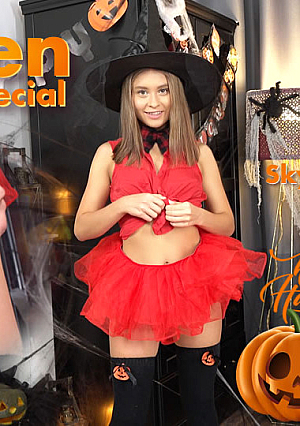 Halloween Special ハロウィンはアナルで遊ぼう Skyla / スカイラ