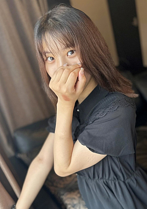 Price [No] The 0th Sei with a neat and slender body has a secret meeting with Oji in between exams and has sex with a bonus video.