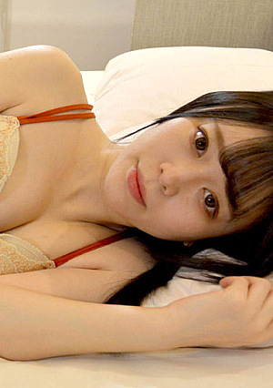 石川 香穂里 32歳