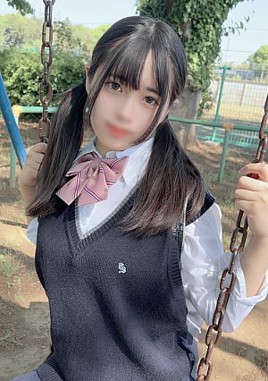 Show your face!! A lonely J&K girl who just transferred to a new school and has cute black hair and twin tails with a Kansai accent!! Her hidden Ecup big breasts that you won't notice from her uniform are exposed outdoors and he cums in her mouth and in her vagina!!