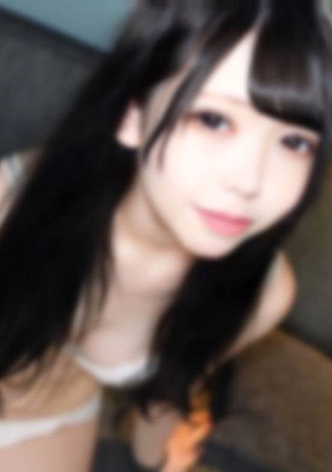 『完全顔出し』過\.保.護な両・親がいない門限がない日に会ったマ〇ドナルドスマイル0円ちゃんがオナニーでは物足りなかったので触ってほしくて連絡しちゃいました←との事