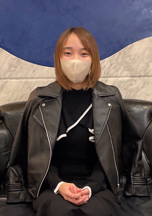 モード系美人看護師とハメ撮り「気持ち良ぃぃぃぃ…っ」生チンポでの鬼ピストンにバグりまくる