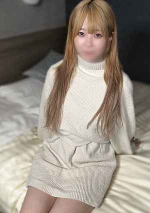 ブーツで即尺【無】【ごっくん】金髪にブーツの汚ギャルはウインナー乳首馬乗りイラマで発射したアレを美味しくごっくん※特典あり