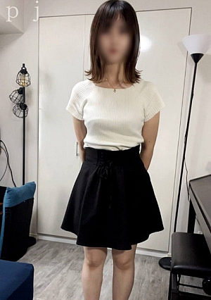 【前編】愛嬌抜群な美白敏感美女2　ベロチューでとろとろになったマンコを生で挿入、甲高い喘ぎ声で絶頂を繰り返す彼女に孕ませ大量中出し♡♡　前編