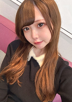 Yuna an idol who goes to Rikkyo University is pretty good-looking fair-skinned slender and has beautiful legsShe is as cute as a goddess with a honeyed smile and is a divine response to a man she meets for the first timeShe has her first creampie in her life