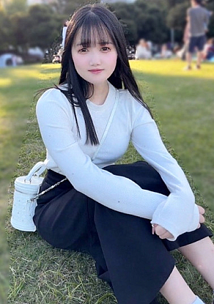 [First uncensored] 18-year-old small animal JD chased by scholarship money, fair-skinned, plump skin, charming amateur gets creampied by deep vaginal penetration