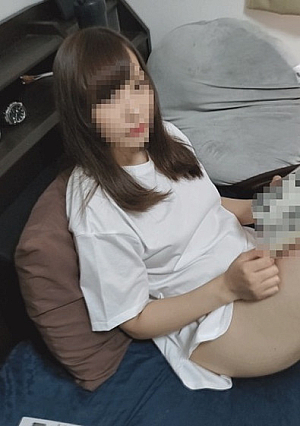 Fカップのオタクギャルの寝ている姿に興奮して中出しまでしちゃいました