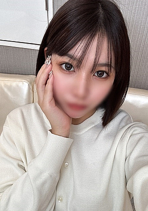 Fuka-chan, who came to Tokyo from Toyama longing for a sparkling J./D life, was waiting for her life to end when she was sent for personal use and the video she shot was distributed. It was reality.