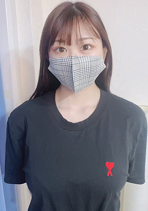 Limited 50 off for the first time G cup idol candidate A 19 year old with a big boobs and 1 person with experience Her hips are shaking from the breasts and handjob Kokoro 19 Review bonus included