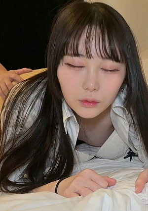 個撮 リクルートスーツで姫カットのひなちゃん20歳が下品な格好をさせられて着衣のまま中出し【ハメ撮りサカイ】