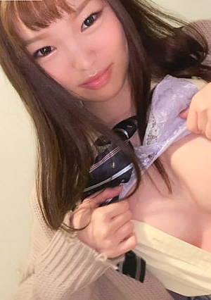 あどけなさが残るJに中出し