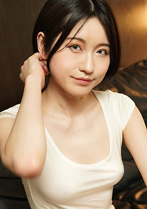 汗でじわじわ浮き出るノーブラ乳首 見たい？揉みたい？吸い付きたい？