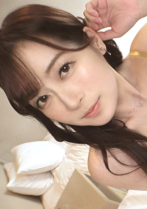 マジ軟派、初撮 2021 「二年間彼氏がいないんです…」新宿でナンパしたアパレル店員ちゃんは欲求不満スレンダーな身体は正直に反応して…整った顔立ちからは想像できない涎を垂らしての下品なフェラがエロい