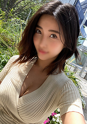 ※初回数量限定※★個撮おじさん・裏ファイル★ガチかわいい「ハメ撮りNG」着エロモデル（２４）★絶倫おじさんの巨根に負けてメス堕ち⇒中出し