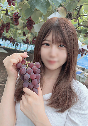 First shooting face appearance limited to 3 days in nature A beautiful pervert therapist with outstanding sensitivity who repeatedly climaxes with loud screams without worrying about being seen