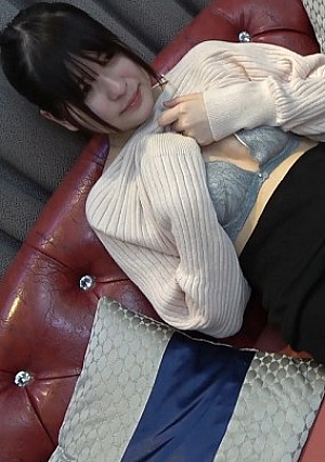 Day. Body. Large/ Volleyball club member! Nodoka-chan, who has a cute ponytail face, tall beautiful legs, and lots of pubic hair. On the way home, she gives a special secret naughty lesson to her friends in front of the camera.