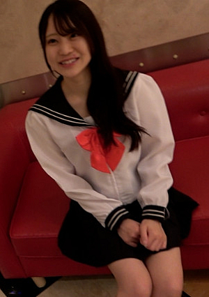 19 year old idol face Aoi-chan is full of charm