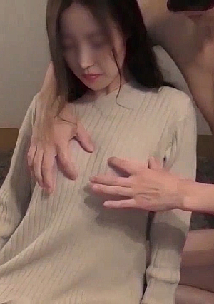 [Re-edited thin-faced mosaic until the weekend] From a bewitching wife to a lewd wife, her ripe 35-year-old body is polluted with men's saliva Re-edited version
