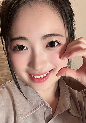 【初撮り】超レア外資系CAの上玉美女えみちゃん21歳 8頭身のスタイル抜群ボディを側位やバックでたっぷり堪能した後は大量射精で子宮を濃厚精子で満たしちゃう♡【中出し】
