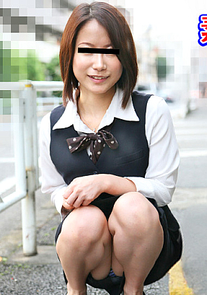 素人のお仕事 ～信用金庫のピュアな女子職員をまんぐり野菜責め！～