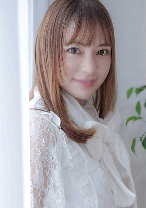 [Beautiful face collapse/facial fertilization] International current model Emiri's too cute face and mouth with 13 consecutive shots of harsh semen and first cum swallowing
