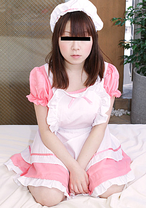 メイドコスプレでハメ撮りさせてくれるロリ巨乳デリヘル嬢