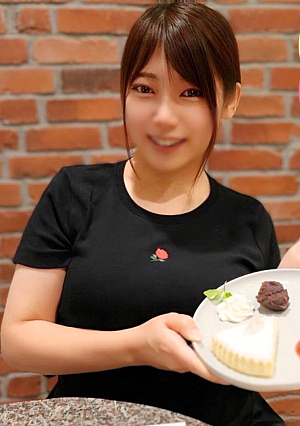 【初撮り】【顔出し】柔乳爆乳の愛がいっぱいｉカップ厚い上唇の激エロフェラで我慢の限界ゲームフレンドの金欠む..す..め..を中出しサポート