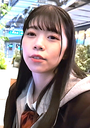 ”過去最高クラス”のピンクすじまんこに中出し　ガチガチに勃起したおじさんの肉棒で一晩中突かれまくりました　かなちゃん