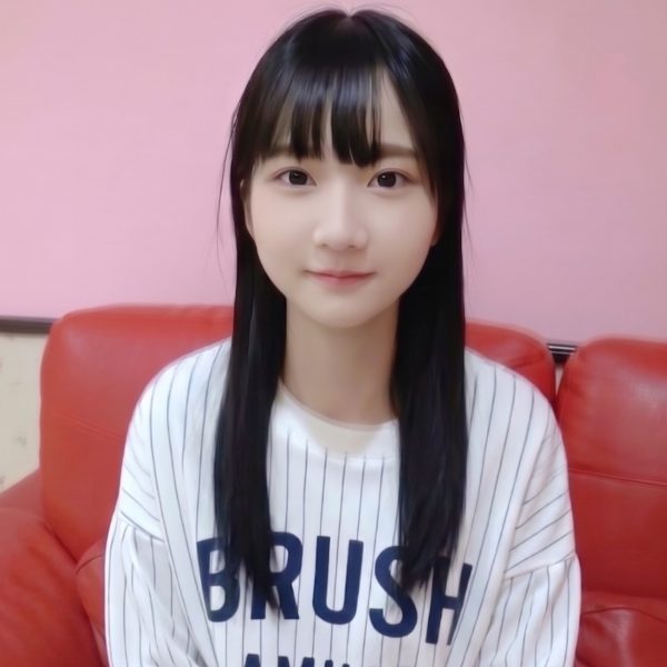 [ガチ神回]低身長剛毛18才ちゃん 初体験バックで悲鳴を上げ、ラストの勢い中出しも必至で抗うも虚しく膣内射精経験の少なさ全開でお送りする背徳感120%内容でお届け