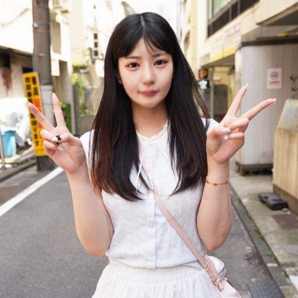 I found an anime-loving otaku beauty (God). Early bird bonus. I applied for ￥ ass while nervous. When I do whatever I want, it's super convulsive. "It's amazing L. It's so hard, I can't stop it, and I can't help but cum inside my juices.''