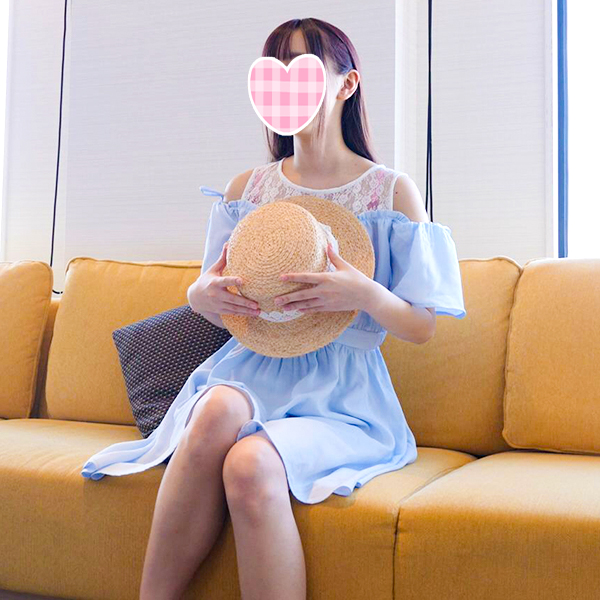 Gravure production outflow Top secret personal photo session with that topical H cup gravure idol Regular edition