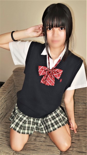 First shot continuous creampie Extreme cute private school Idol candidate The E-cup body in the middle of growth broke the promise of convulsions many times and semen mass ejaculation in the back of the vagina