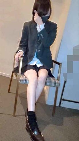 Ends today Prefectural Ordinary Course Band girl with beautiful legs First Gonzo with a cool look and sensitive panting