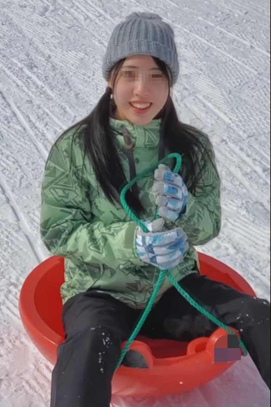 Appearance Prefectural General Course Innocent fair-skinned girl Memories of a snowy mountain trip