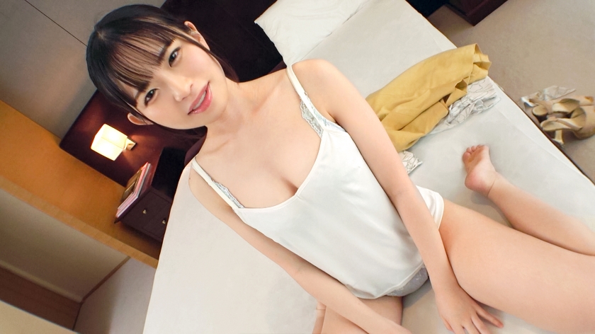 [Fair-skinned slime E milk] [Fuwafuwa-style serious girl] Her clear fair-skinned body shakes and makes her cum wild Applicant amateur, first AV shoot 343