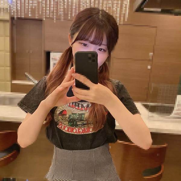 102snonqyzj Fair-skinned 152cm bruise and cute cosmetics Clerk Shes an angel who accepts all of her desires with facial expressions that tickle mens hearts